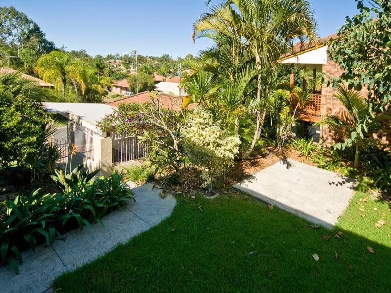 35 Tregana Circuit, Edens Landing QLD 4207