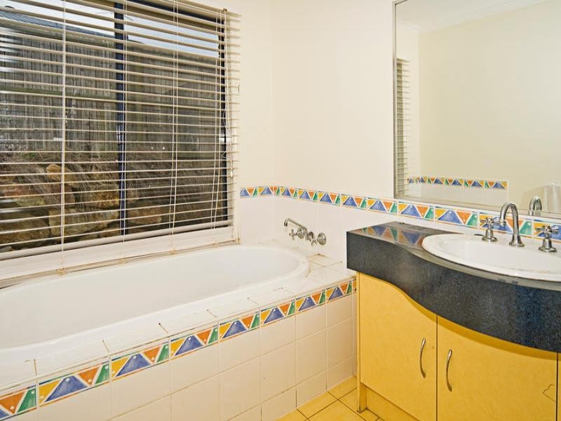 Mount Warren Park QLD 4207