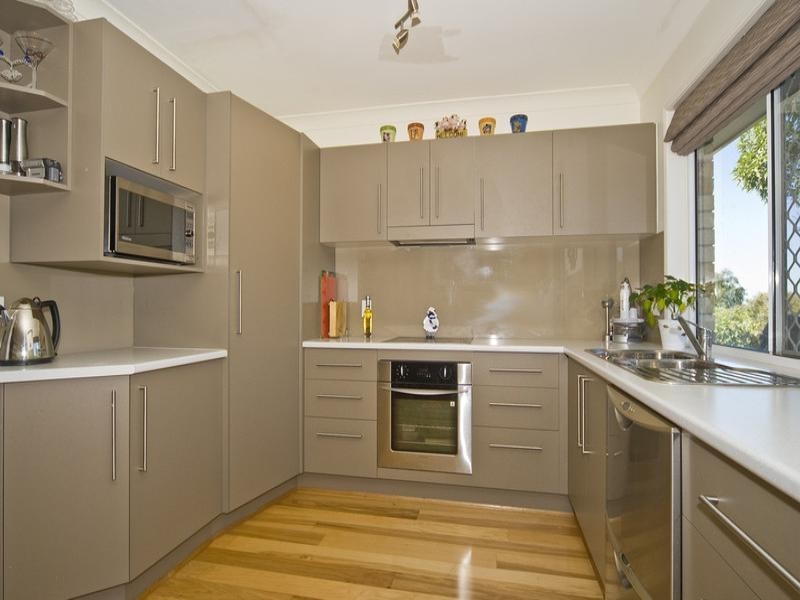 Edens Landing QLD 4207