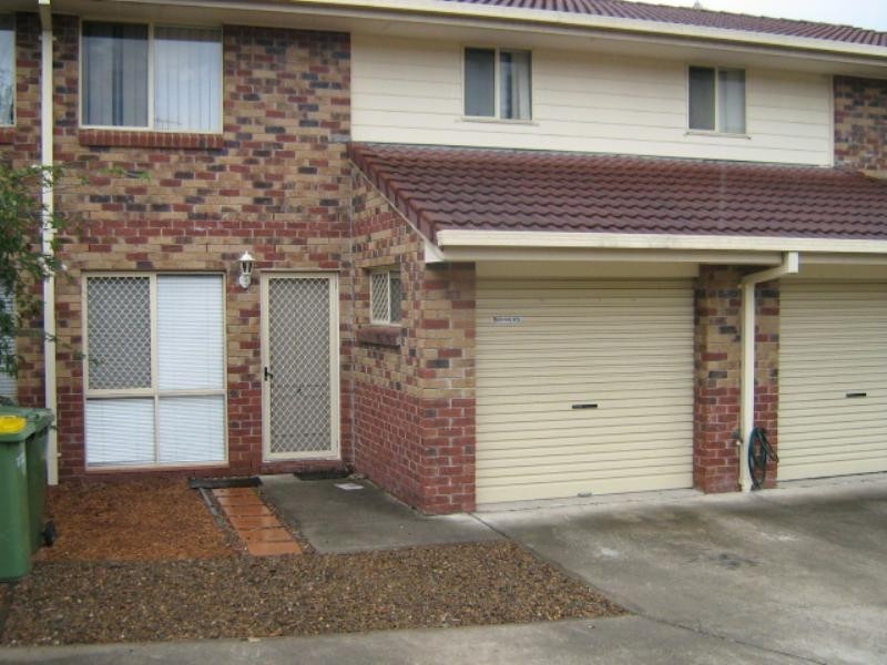 Edens Landing QLD 4207