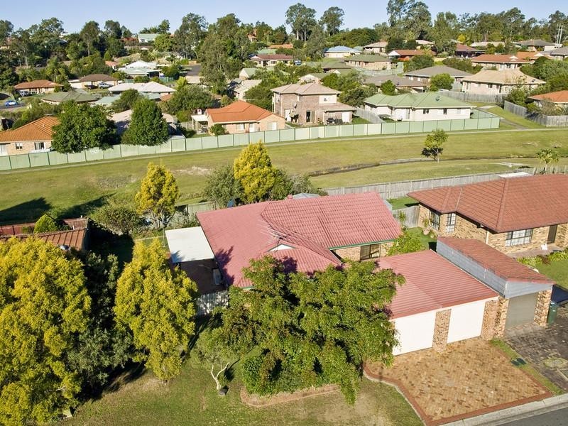 Edens Landing QLD 4207