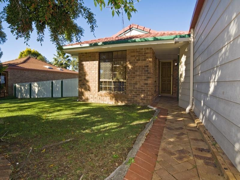 Edens Landing QLD 4207