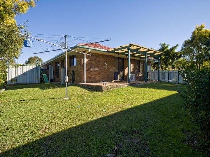 Edens Landing QLD 4207