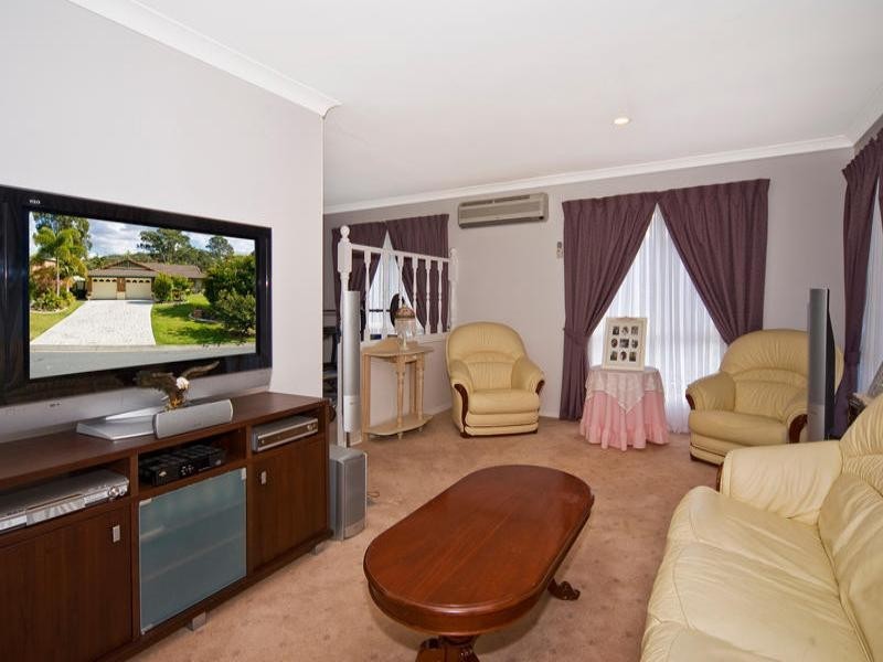 Windaroo QLD 4207