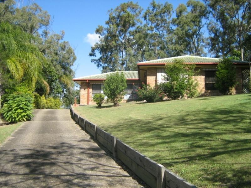 Mount Warren Park QLD 4207