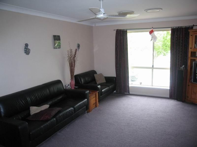 Mount Warren Park QLD 4207