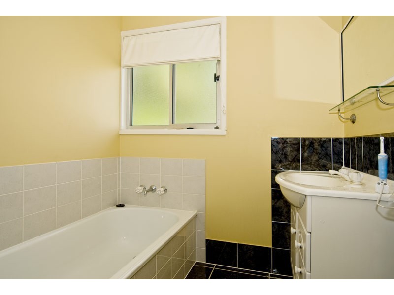 2 Nyah Street, Beenleigh QLD 4207