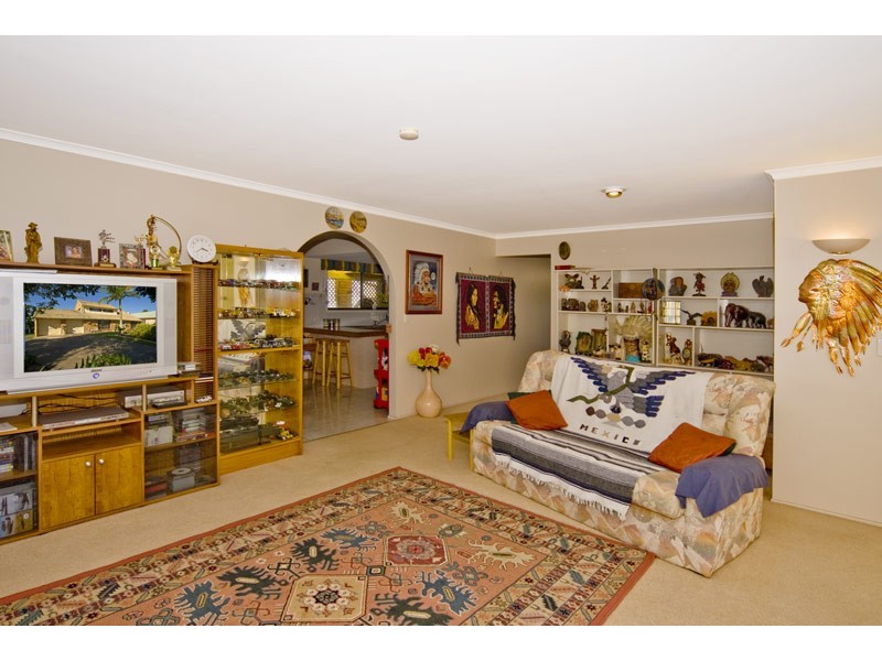 5 Lylie Place, Windaroo QLD 4207