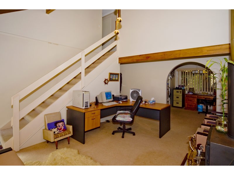 5 Lylie Place, Windaroo QLD 4207