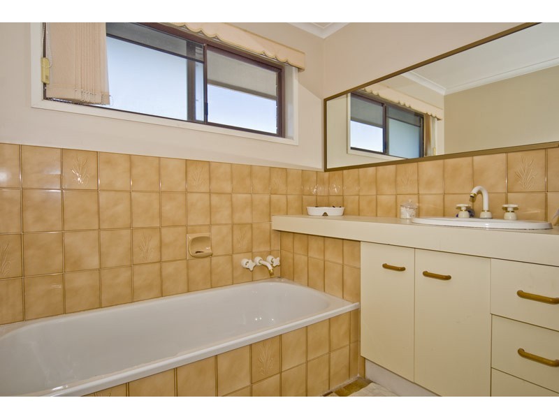 5 Lylie Place, Windaroo QLD 4207