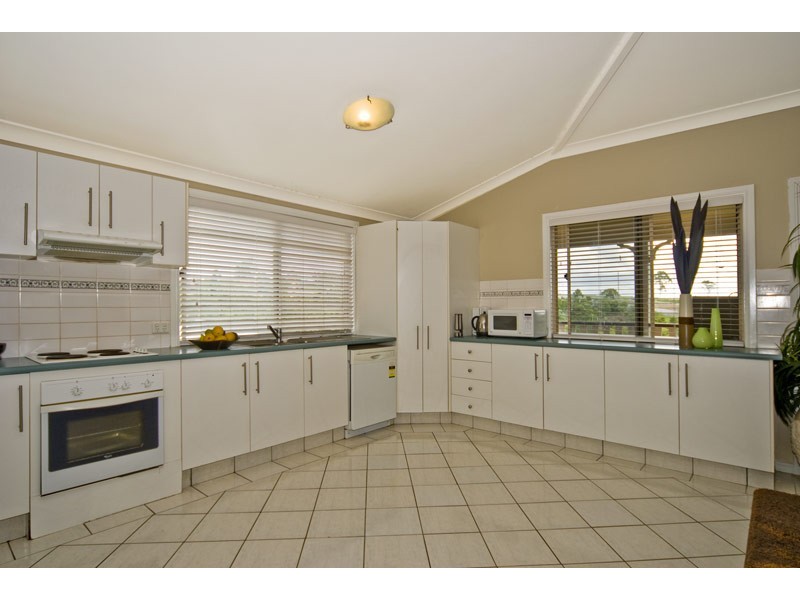 Edens Landing QLD 4207