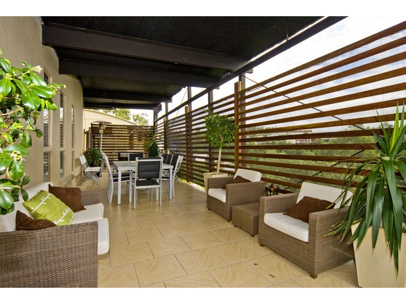 Edens Landing QLD 4207