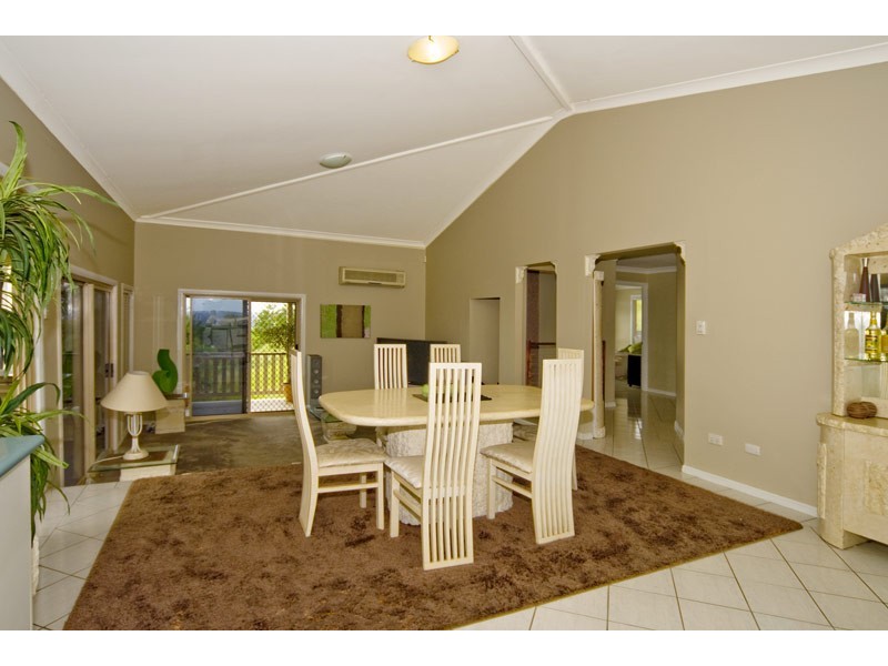 Edens Landing QLD 4207