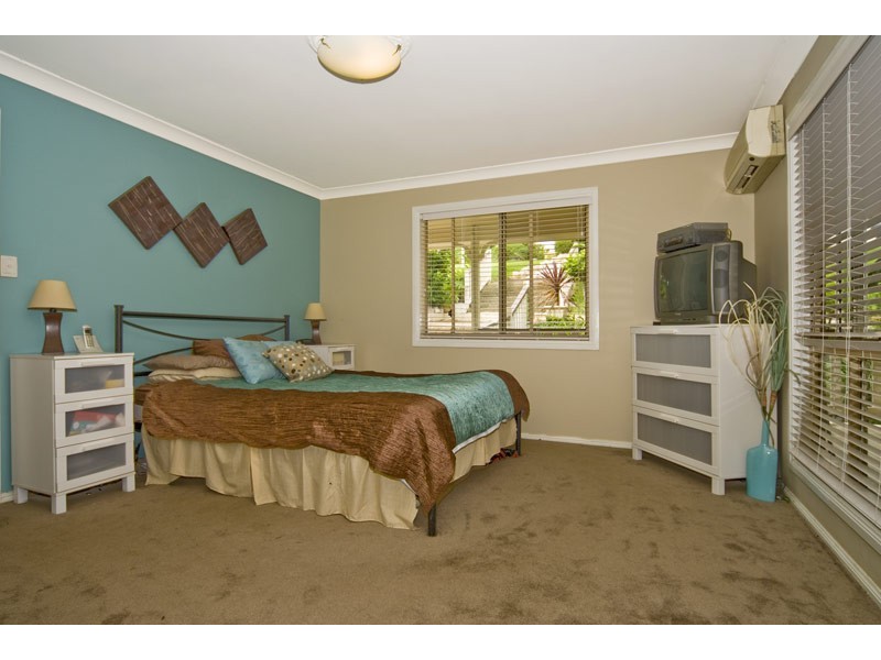 Edens Landing QLD 4207