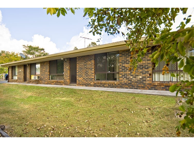 Mount Warren Park QLD 4207