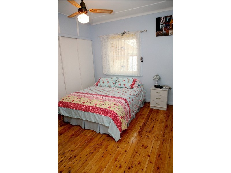 28 Fifth Street, Cardiff South NSW 2285