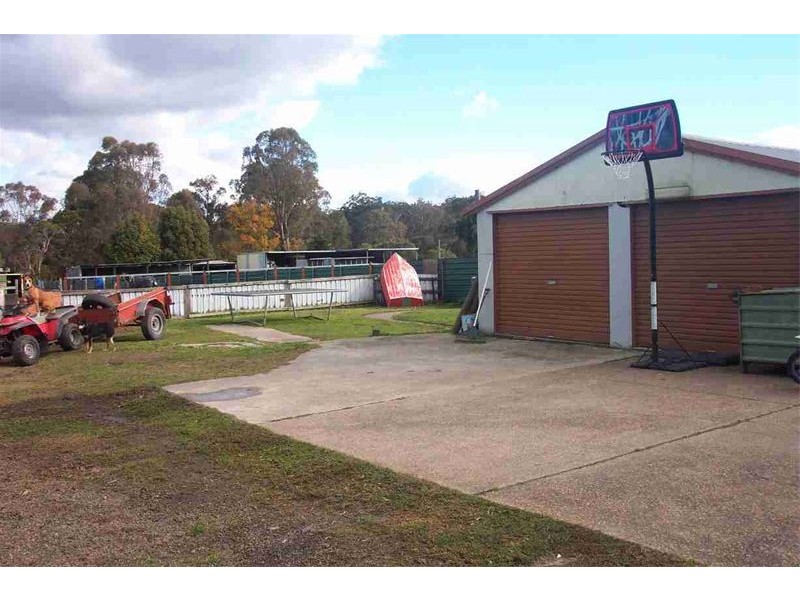 70 Seaham Street, Holmesville NSW 2286