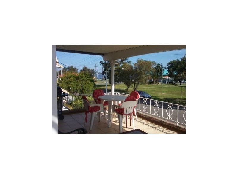 64 Tudor Street, Belmont NSW 2280