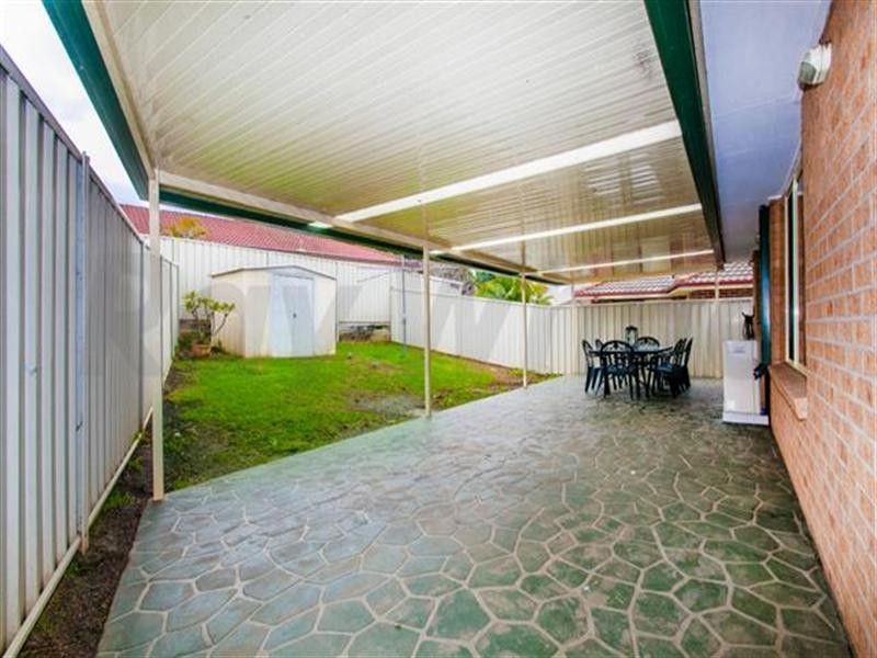 4 Harwood Circuit, Glenmore Park NSW 2745