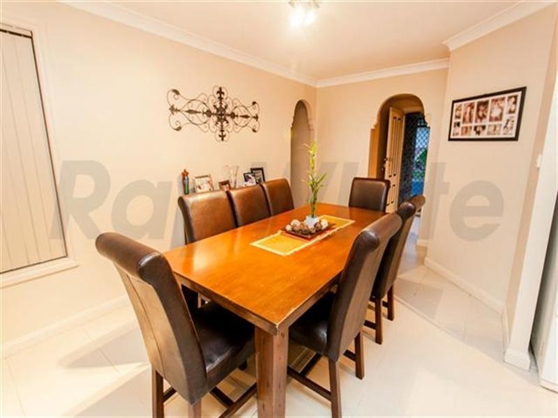 3 Oriole Street, Glenmore Park NSW 2745