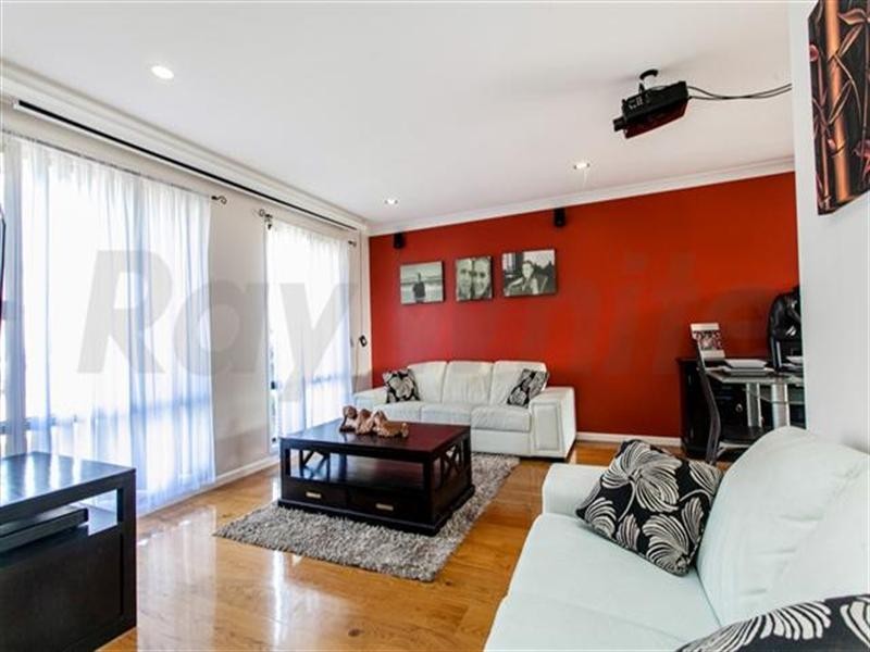 27 Kukundi Drive, Glenmore Park NSW 2745