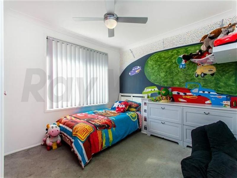 27 Kukundi Drive, Glenmore Park NSW 2745