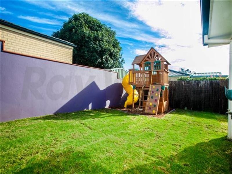 27 Kukundi Drive, Glenmore Park NSW 2745