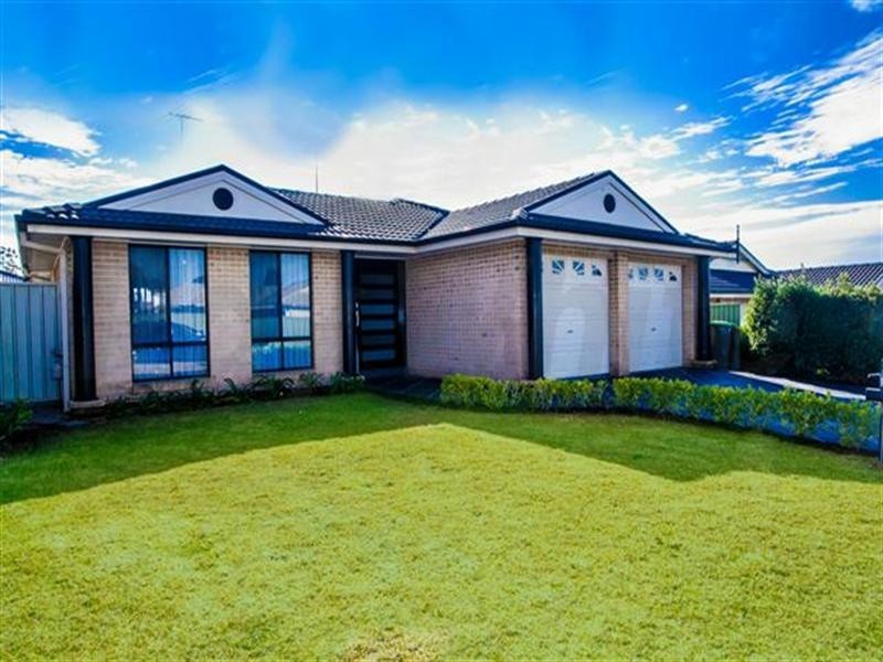 27 Kukundi Drive, Glenmore Park NSW 2745