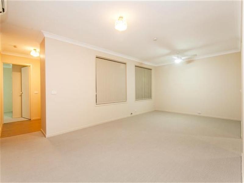 35A Harwood Circuit, Glenmore Park NSW 2745