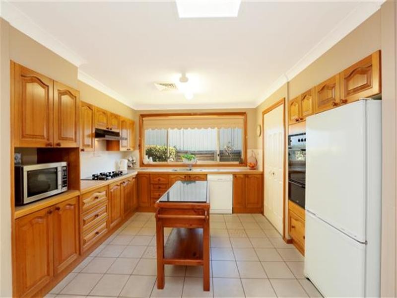 12 Freesia Place, Glenmore Park NSW 2745