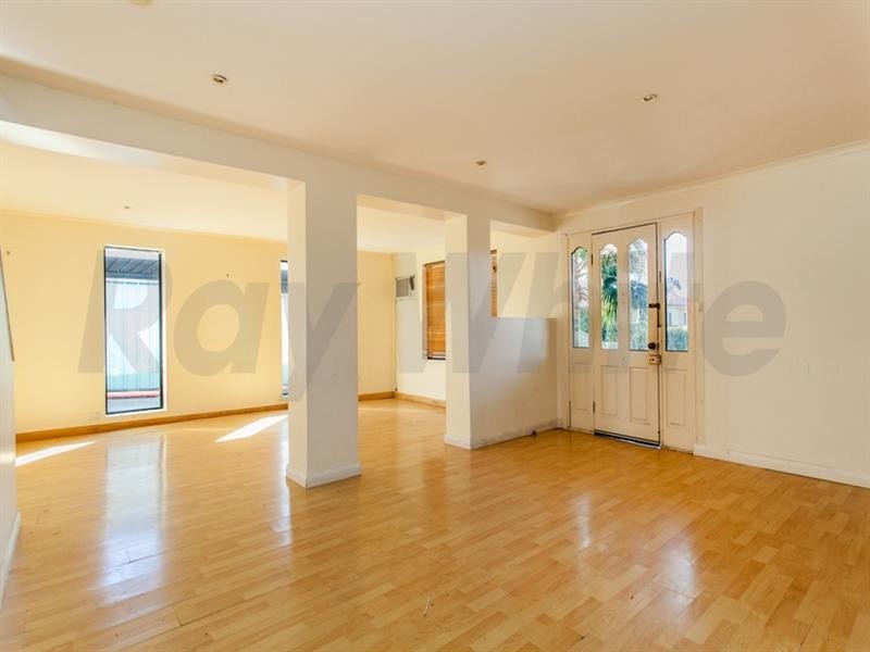 1 Aberdeen Street, Cambridge Park NSW 2747