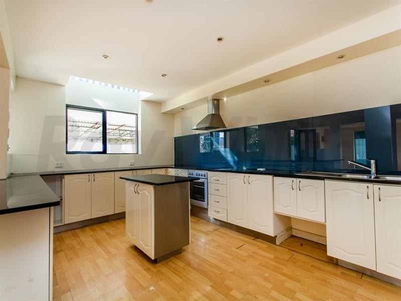 1 Aberdeen Street, Cambridge Park NSW 2747