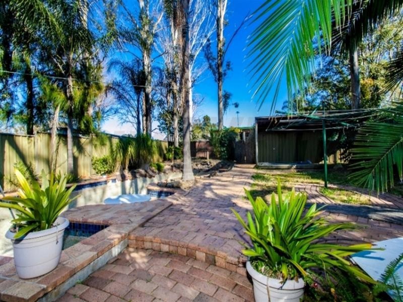 1 Aberdeen Street, Cambridge Park NSW 2747