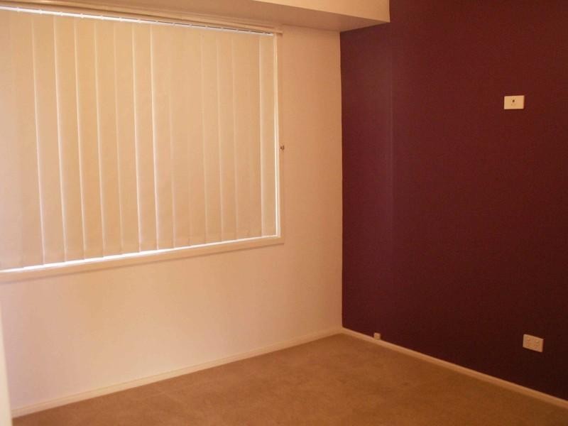 24 Oriole Street, Glenmore Park NSW 2745