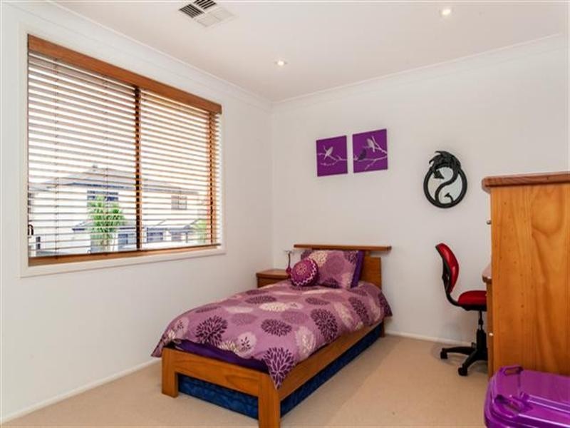 22 Torquay Terrace, Glenmore Park NSW 2745