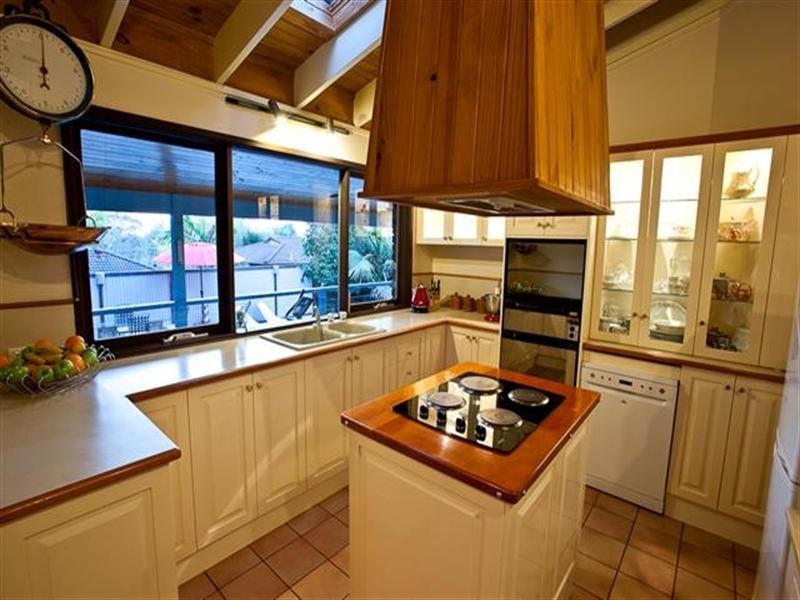 23 Cliffbrook Crescent, Leonay NSW 2750