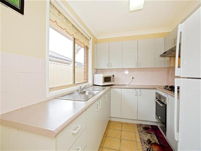 4 Ferntree Close, Glenmore Park NSW 2745