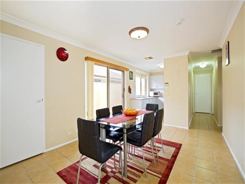 4 Ferntree Close, Glenmore Park NSW 2745