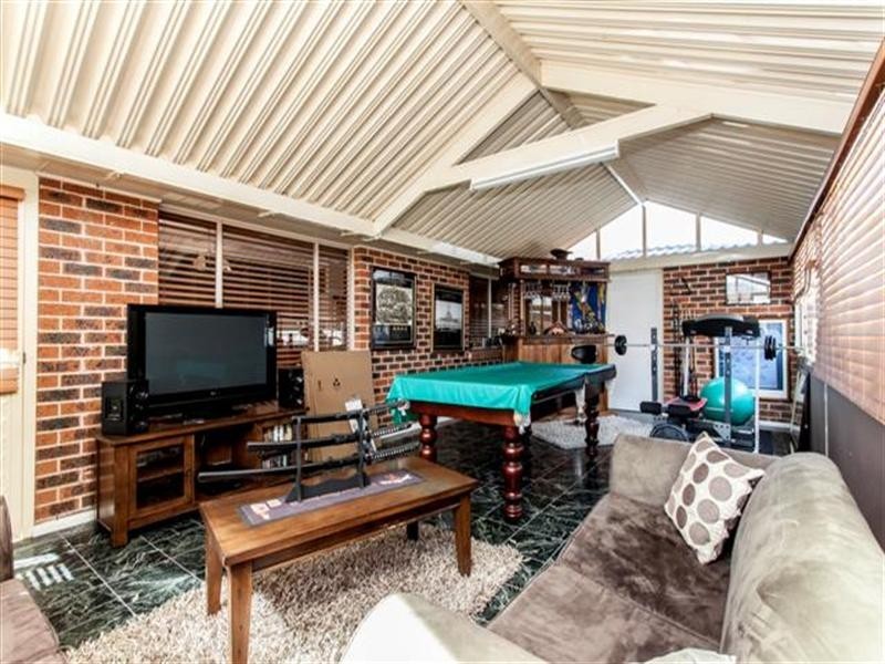 6 Paperbark Close, Glenmore Park NSW 2745