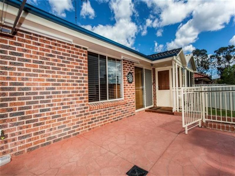 6 Paperbark Close, Glenmore Park NSW 2745