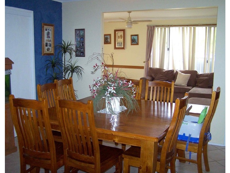 8 Allison Drive, Glenmore Park NSW 2745