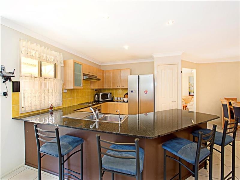 5 Kuraji Close, Glenmore Park NSW 2745