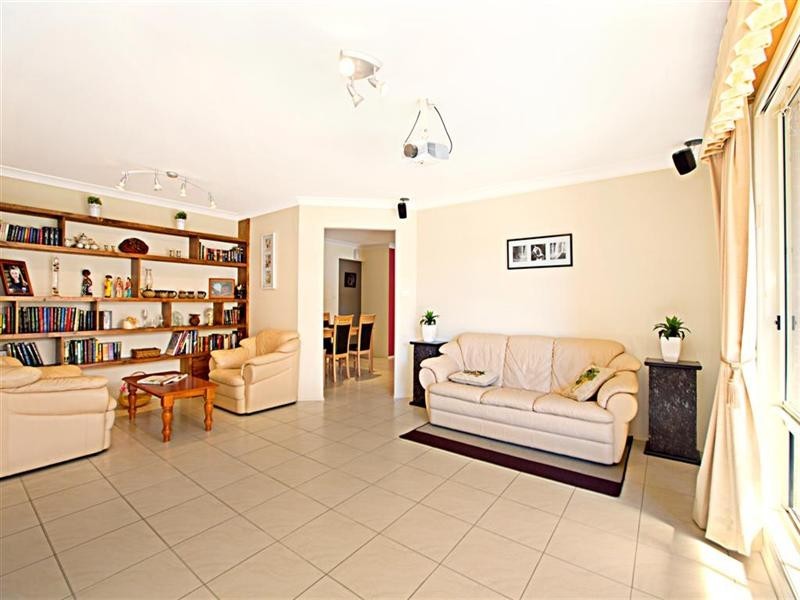 5 Kuraji Close, Glenmore Park NSW 2745