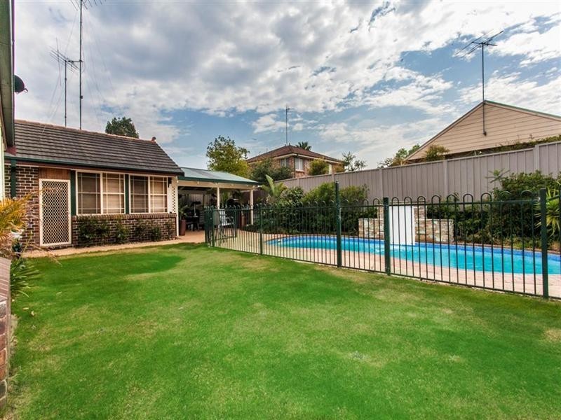 17 Bursaria Crescent, Glenmore Park NSW 2745