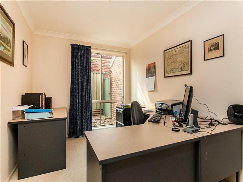 21 Huntingdale Drive, Glenmore Park NSW 2745