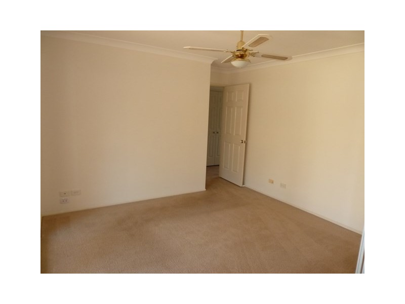 16 Muirfield Crescent, Glenmore Park NSW 2745