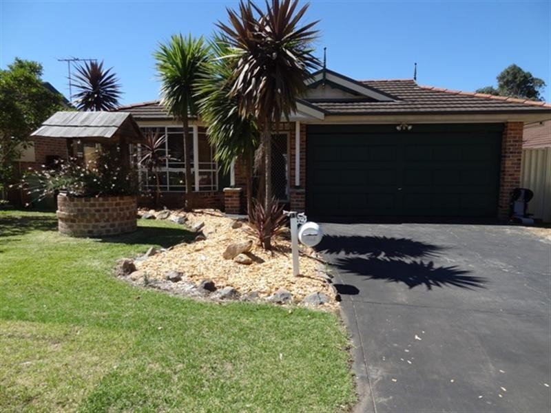 11 Corvus Close, Glenmore Park NSW 2745