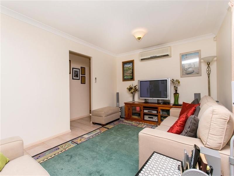 11 Butcherbird Place, Glenmore Park NSW 2745