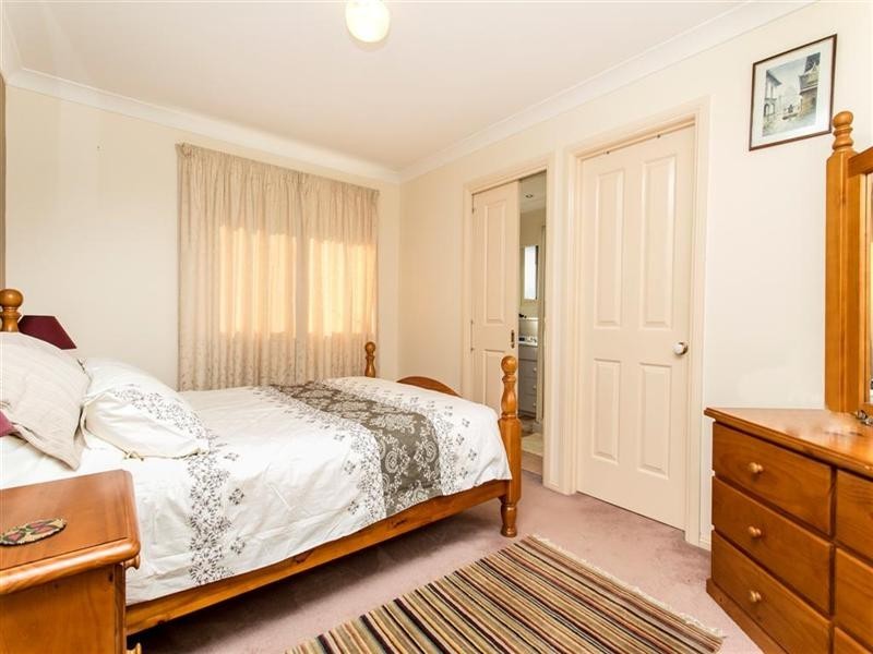 11 Butcherbird Place, Glenmore Park NSW 2745