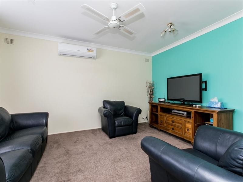 2 Rule Street, Cambridge Park NSW 2747